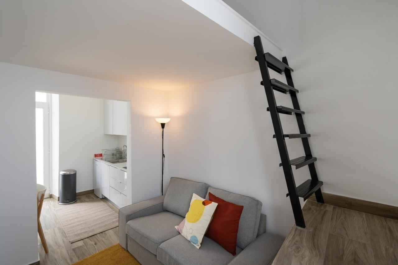 Tia Anica House II - Apartment With Terrace In Central Fuseta Beach Village ภายนอก รูปภาพ